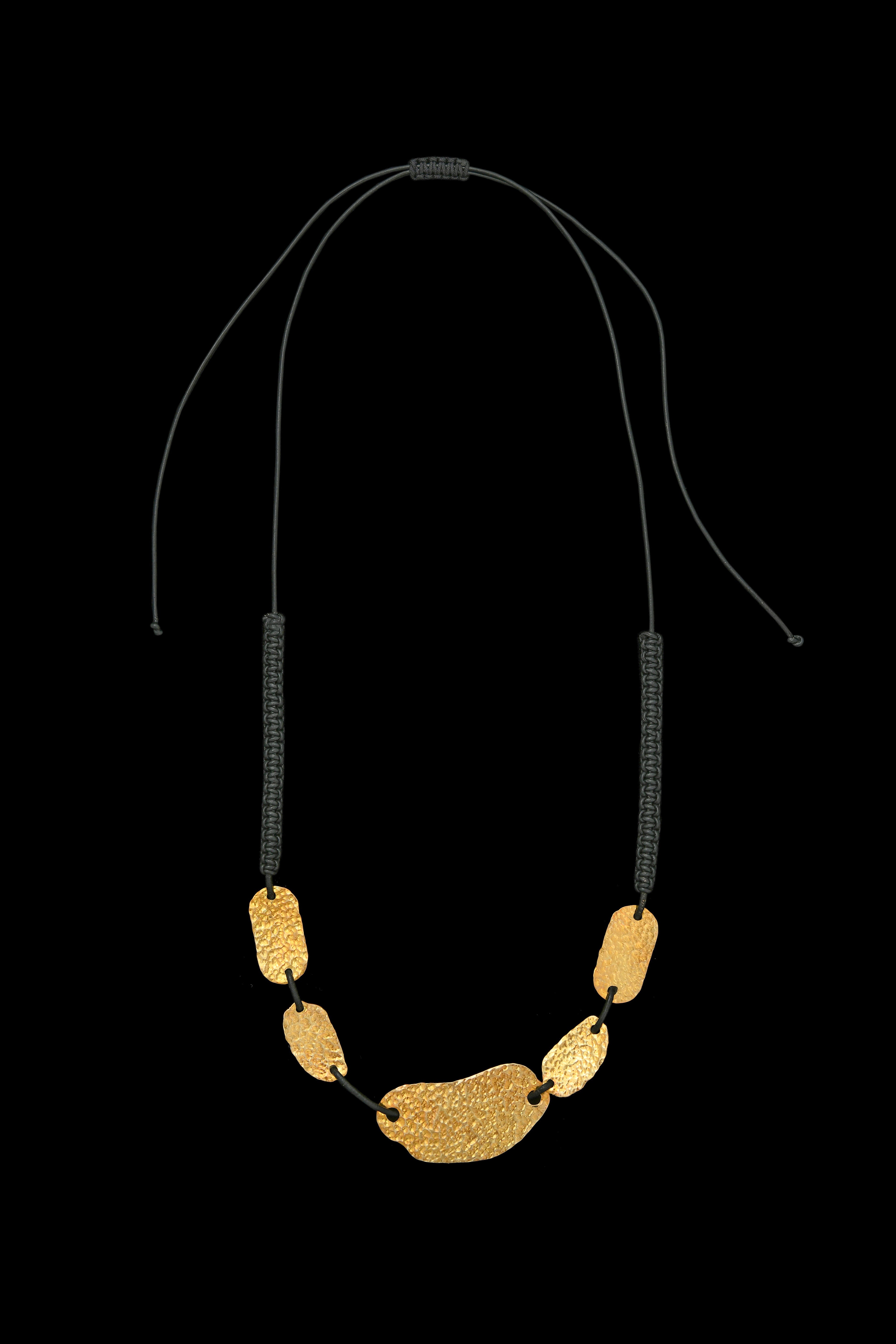 Thathera Necklace